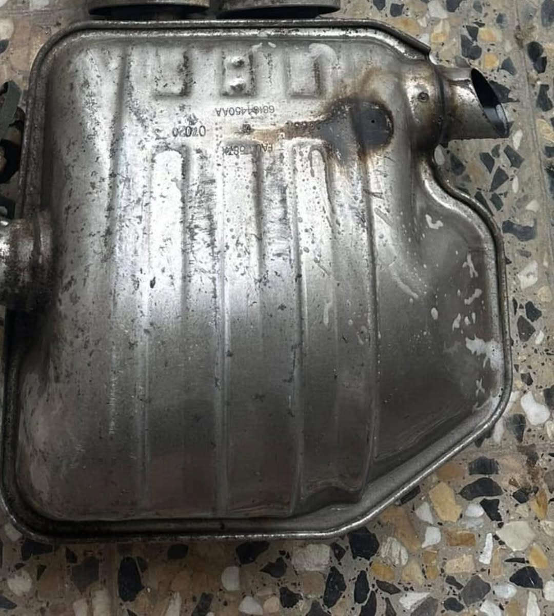 دبات جارجر يوكن وصوتهن واضح بالفيديو
وسطيات رياضي موبر 
وسطيات عريض موبر
اكس بايب
كواتم زوج موبر
كلاصات حار بارد 
قبق مكينه هيمي 
قيم واخذ
***********
