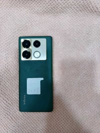 جهاز البيع الجهاز بس شاشه مكسوره بي بس شغال السعر 80 بي مجال مستعجل عل...