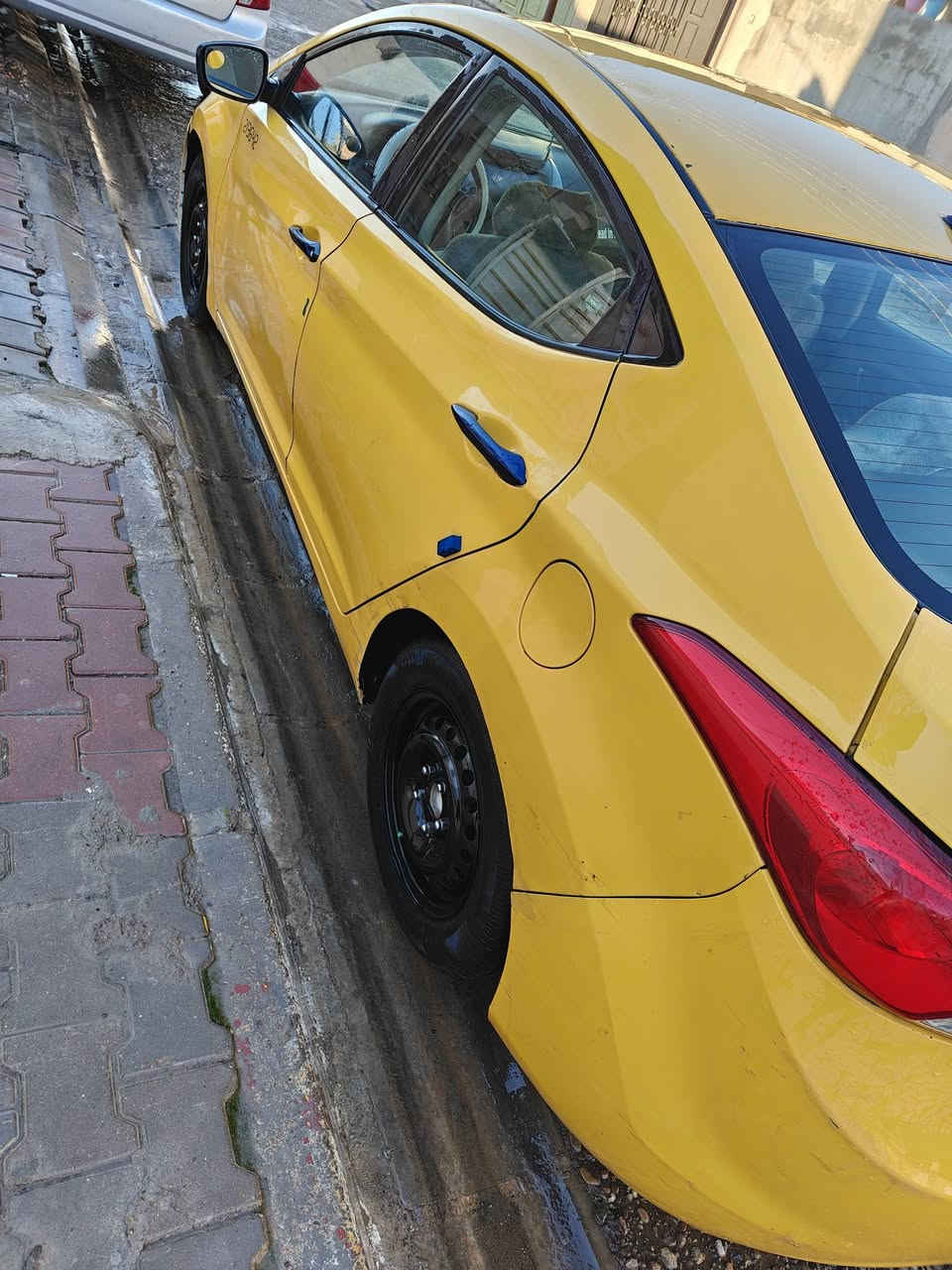 السلام عليكم ورحمه الله وبركاته
النترا تكسي وارد امريكي ضررها البونيد شطح خفيف يعني بدون دواخل حتى البدنه بلادية رقم بغداد انجليزي موديل 2013 نص فول باسمي تحويل ثاني يوم مكاني كركوك بيها بطاقه بانزين السعر 108
الرقم ***********
