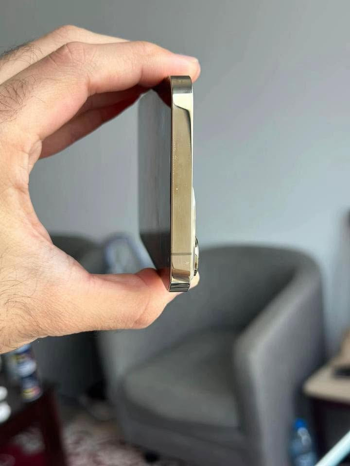 iPhone 13 Pro Max
ايفون 13 برو ماكس وتر بروف للبيع او المراوس بايفون احدث.

الك حق الفحص بكل العراق حصراً 

نضافة عالية جدا 100‎%‎ 

بطارية 79%بلادية

ذاكرة 256 

نموذج M الاصلي

اللون ابيض

ملحقات الجهاز :  ، حافظة شفافة ، لاصق زيتي اصلي، شاحنة M5 سعرها 35 الف

الموقع 📍: الشامية 

للاستفسار ***********
