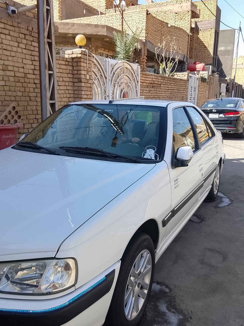بيجو مديل 22سياره جديده ع وضع الشركه السبير منازل كفاله عامه بيهه بارد جاملغ الوره ماشيه 72 اقصاد ستقطاع مباشر تحكم حساسات اربعه  كامره تخم تاير كفاله للخير السعر (72) بيهه مجال قليل مكاني كوت واسط /***********سياره بدون غراض تريد هيه وغراضه بلخدمه
