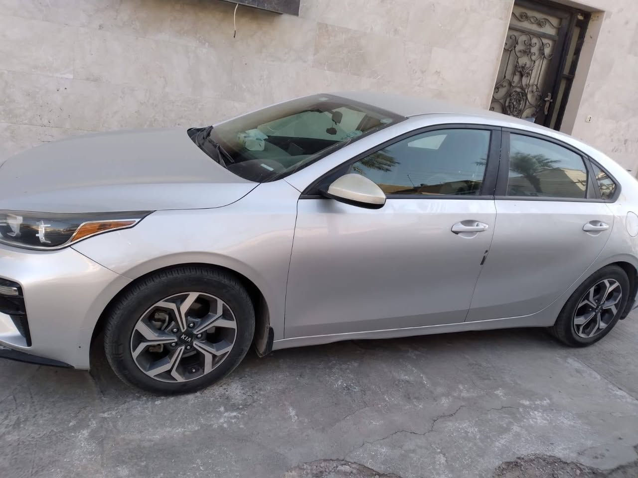 للبيع كيا فورتي موديل 2019 محرك 2000دوش رقم اربيل الجديد تحويل ثاني يوم السعر 135ورقه العنوان بغداد العامرية للاتصال ***********
