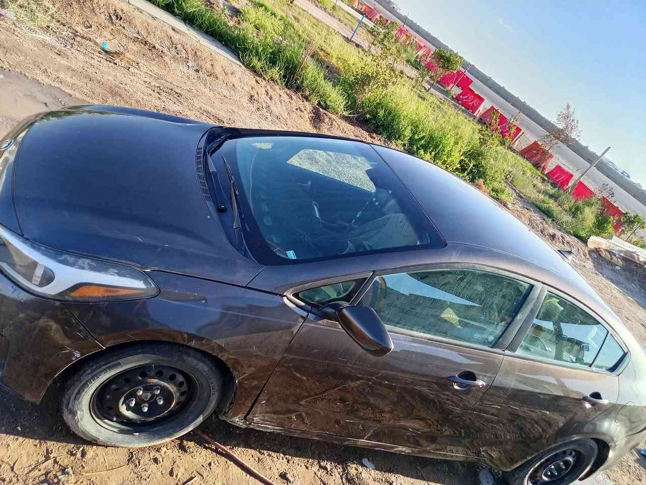 السلام عليكم
كيا فورتي 2017 للبيع سيارة حلوة وما ماشية نظيفه مامتعوبة اتصل على ***********ونتفاهم
