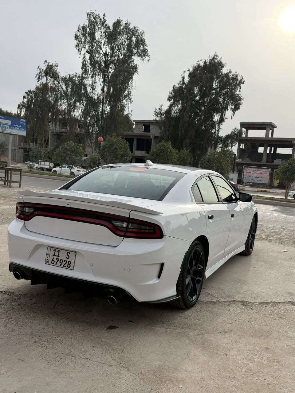 جارجر 2020 GT
* اللون ابيض
* ماشية ٣٧ الف ميل
* شاشة كبيرة
* كشن سائق كهرباء
* Super track pak
* Performance control
* سماعات الباين
* صدر امامي جديد
* حساس خلفي و كامرة متحركة
* كير و محرك مكفول
* حادث بنيد فقط
* ايرباكات دشبول و دركه 
*  رقم بغداد الجديد 
* السيارة حلوة و نصبتها حلوة تعال وشوف بعينك
* ***********
سعر220
