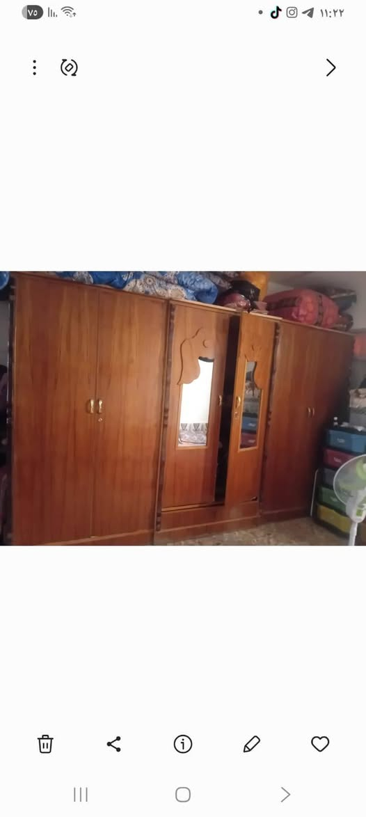 السلام عليكم 
للبيع مستخدم
يتوفر كنتور 6 أبواب + جربايه نفر


**إذا كنت صاحب هذا الإعلان وتريد حذفه لأي سبب، رجاءا أرسل رسالة إلى الدعم الفني**