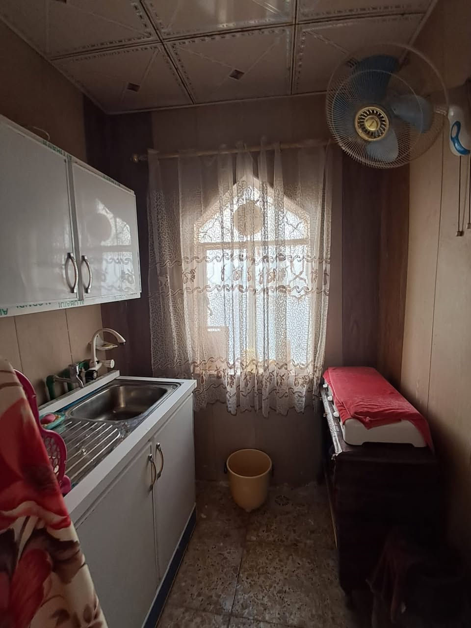 للبيع بيت في كربلاء الچاير قرب جامع الامام الهادي 50 متر اقرار محكمه سند طابقين مع الاثاث للاستفسار اكثر الاتصال على الرقم ‭0781 980 2915‬
