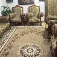 تخم ملكي • ١٠ مقاعد • نضيف