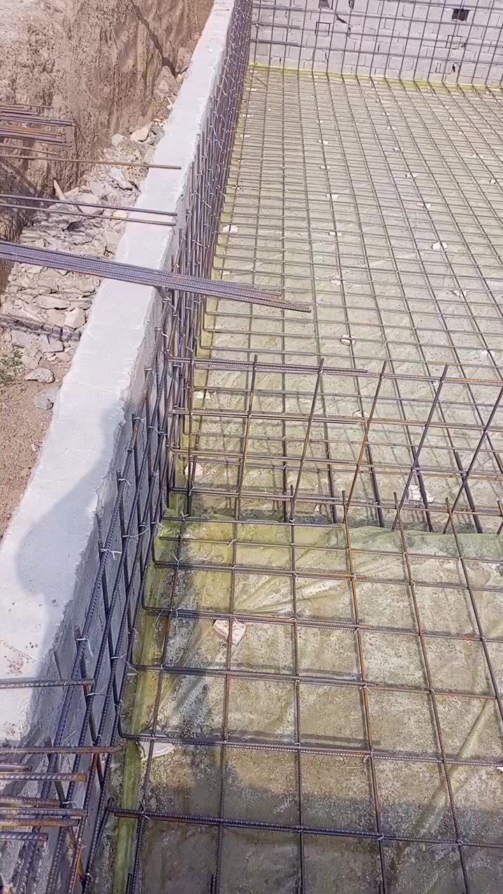 السلام عليكم عملنه اليوم تاسيس مسبح المساحه 12/6 عدد الدافعات 15 وعدد السكيمرات 2 مع المكنسه و السحب موقع العمل مزارع ابو غريب وانشالله ينال اعجابكمم
للتواصل و الاستفسار. رقمي ***********
