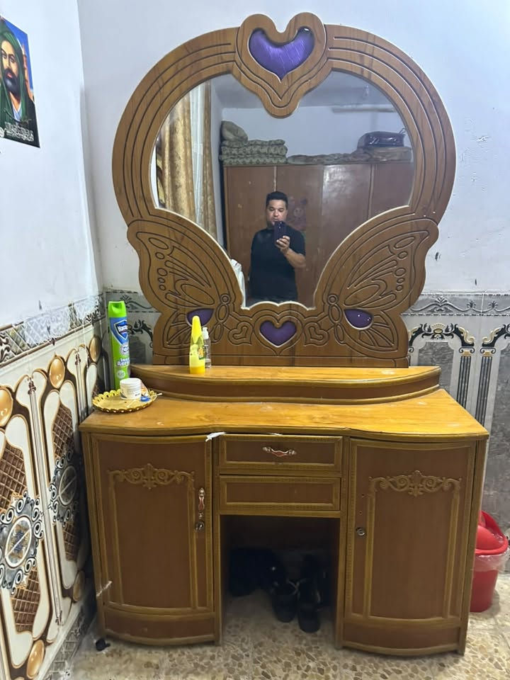 السلام عليكم غراض للبيع للاستفسارالتصال ***********
