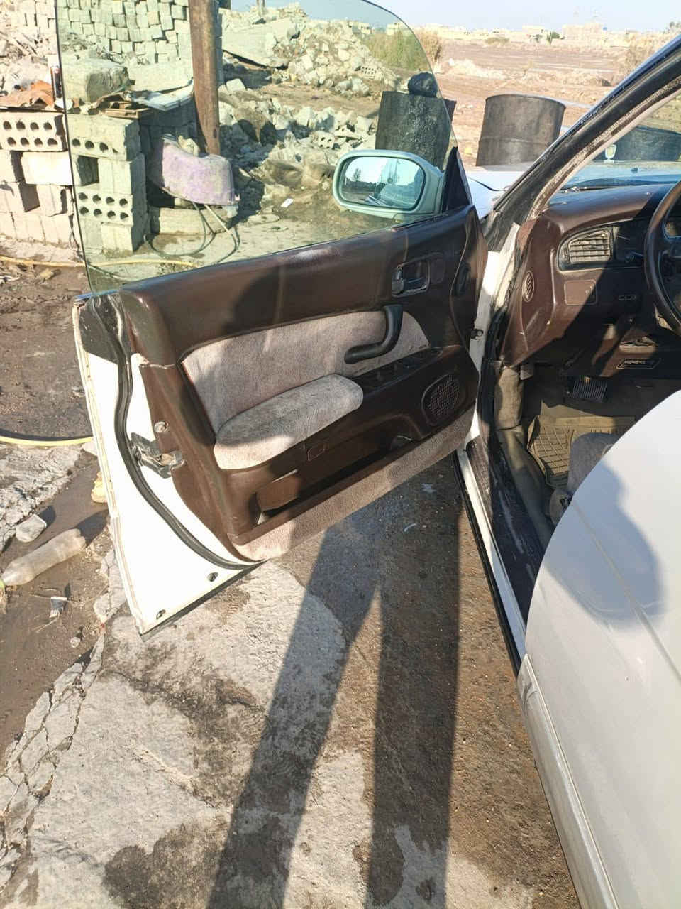 اسلام عليكم سياره بطه للبيع موديل ٩٣ رقم ديالى   كير مكينه حداديه تخم تاير كهربائيات داخل تبريد كله جديد السياره كفاله عامه عده الجاملغ الخلفي بي ضربه والباقي كفاله من كلشي السعر ٥٢ وبيه مجال العنوان بابل الاستفسار اكثر اتصل ع الرقم ‏‪***********‬‏
