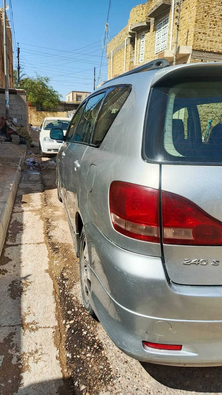 السلام عليكم.. سيارة ابصم للبيع موديل 2001 سيارة مگفوله ماعدى الطخه الي بالباب ( واضحه بالتصوير) السعر 95 ورقه.. العنوان ميسان / قضاء المجر الكبير / حي الصدرين / قرب مدرسه الهاجر للاستفسار رقم الموبايل *********** 
موجود بي واتساب
