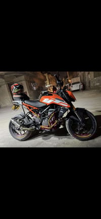 كي تي أم ٢٠١٣ • ٢٥٠ سيسي • بدون أوراق