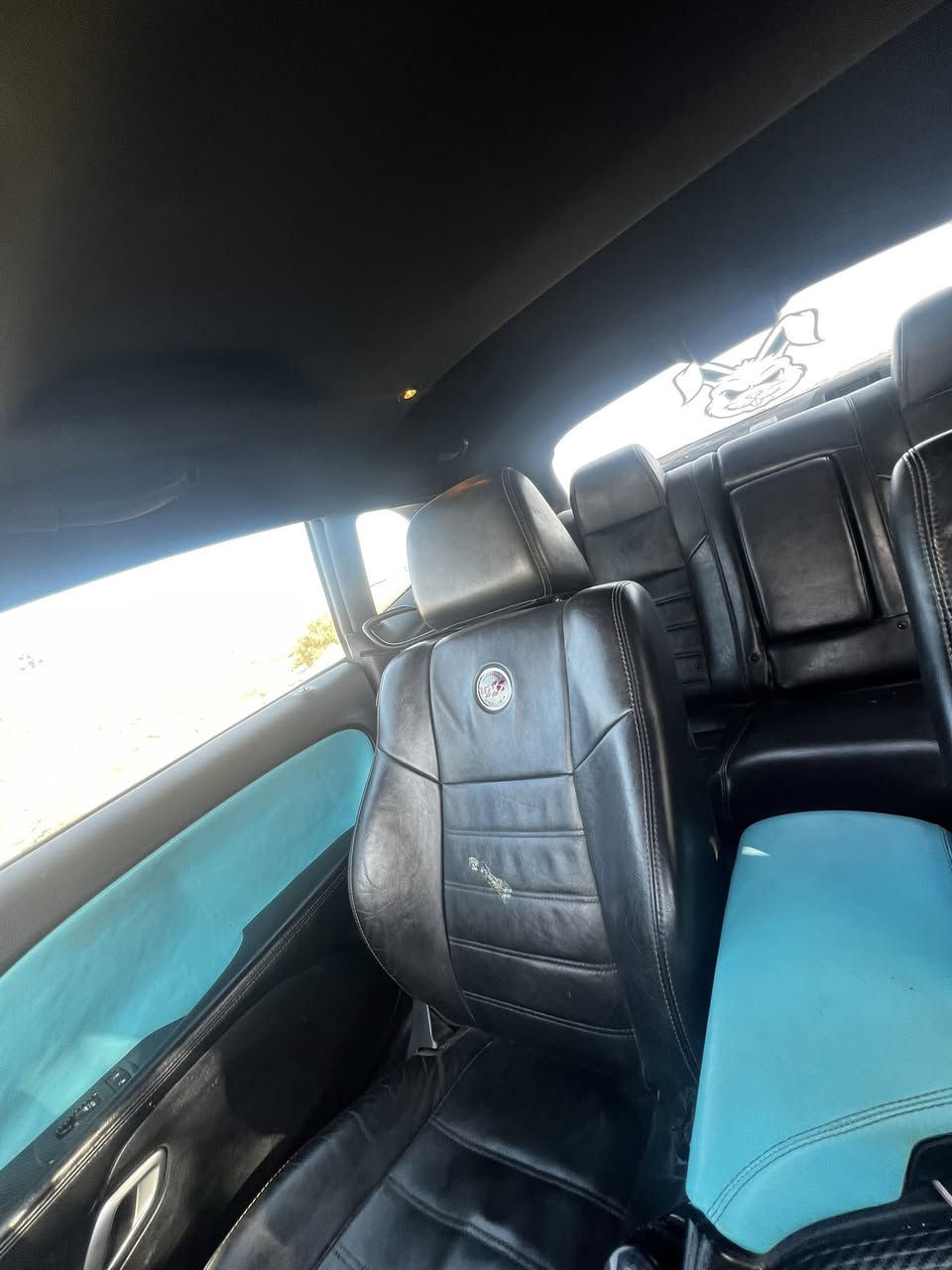 سلام عليكم
جالنجر موديل 2015 
رقم بغداد بسمي تحويل ثاني يوم
سنويه ل31 
كير مكينه توني شادهن حاويه 
تخم تاير جديد
صبغ عام تغيير لون 
للبيع او مراوس حسب القناعه 
مكينه 3600 
سعر 120 وبيه مجال
مكاني ناصريه 
***********
