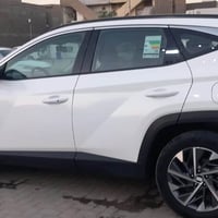 توسان موديل ٢٠٢٣ خليجي ماشية ٦٠ الف بصمة وكراسي كهرباء بيهه صبغ ب طرف ...