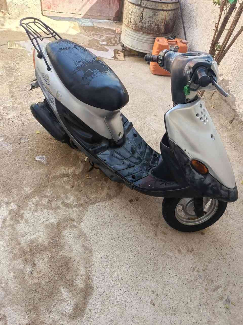 دراجه للبيع نكره سلف كهربيات كله شغاله العنوان كوت شهداء ***********
