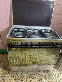 للبيع اثاث مطبخ نظيفه الثلاجة 200 الف الطباخ 125 المجمدة 100 غسالة الم...