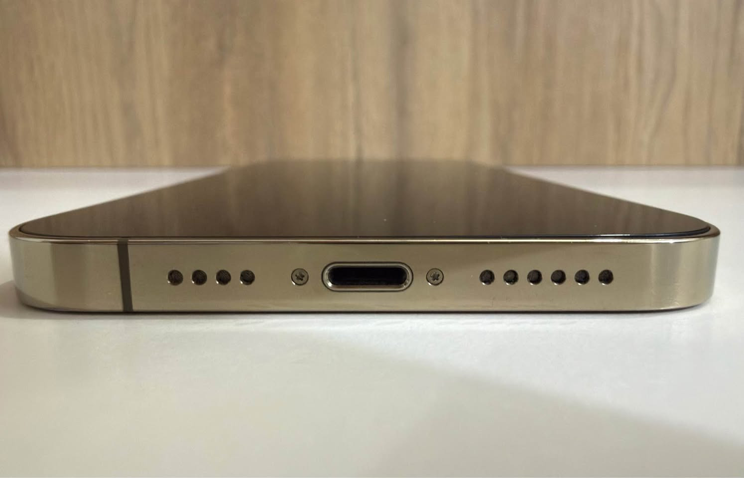 iPhone 12 Pro Max للبيع - سعر مناسب جداً
التفاصيل:
• النوع: ايفون 12 برو ماكس.
• حالة الشاشة: مستبدلة (درجة ممتازة).
• حالة الظهر: يوجد كسر (فطر) في الزجاج الخلفي (لا يؤثر على الأداء).
• صحة البطارية: 78%.
• الملاحظات: الجهاز يعمل بشكل ممتاز من ناحية النظام، الكاميرات، والسماعات. مناسب جداً لمن يبحث عن أداء الـ Pro Max بسعر اقتصادي.
السعر: [ضع السعر هنا] (قابل للتفاوض البسيط).
التواصل: [رقم الهاتف أو خاص]. النجف, العراق


**إذا كنت صاحب هذا الإعلان وتريد حذفه لأي سبب، رجاءا أرسل رسالة إلى الدعم الفني**