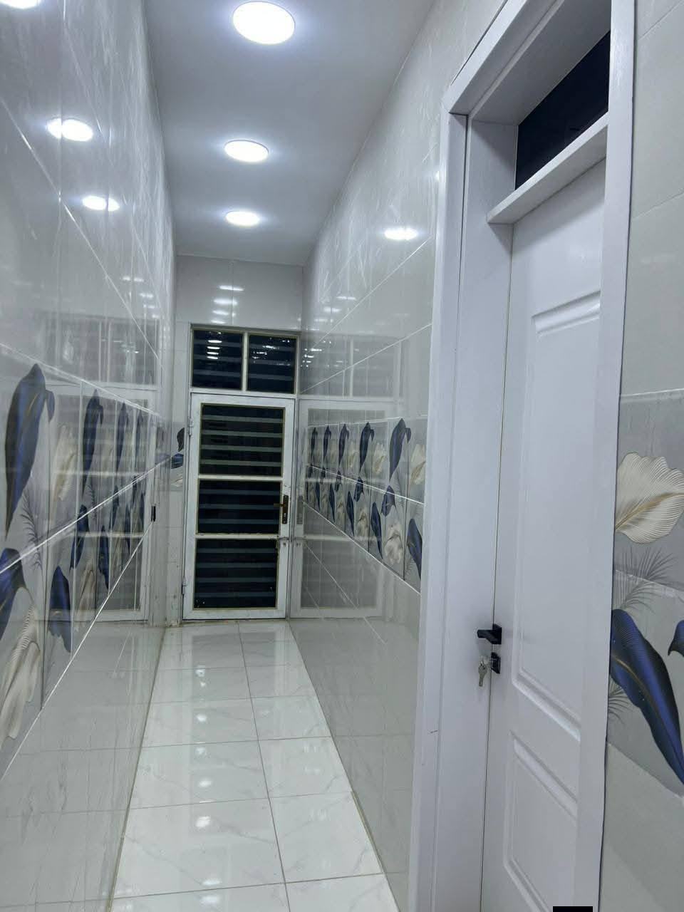 بيت 🏠 للبيع طابقين طابو زراعي منطقة بيت بنية فرع 14 المنطقة كامله الخدمات البيت يتكون من 3 غرف نوم 🛌 وستقبال وصالة وحمام طابق ارضي وطابق ثاني بناء درجة اولى بتصميم تركي وطابع حديث 
السعر 115 مليون وبي مجال شي قليل
***********
