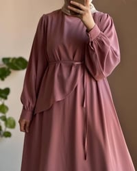 طقم ملابس • هدية • توصيل