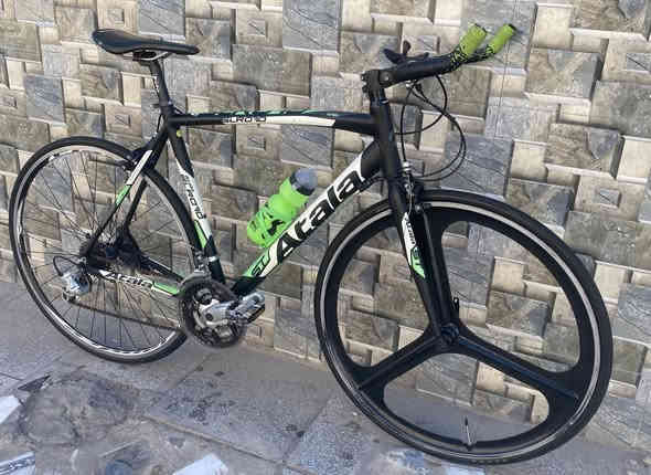 السلام عليكم 
للبيع فقط 
مجموعة بايسكلات ماركات مال باله
عنواني : بغداد الطالبية قرب كلية الادارة والاقتصاد 
بيع فقط اعتذر عن المراوس
سعر القطعه 300 
الرقم للتواصل /***********
