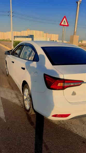 📍 مكان السيارة: بغداد – زيونة
📞 للتواصل: ***********
💰 السعر: 113 ورقة – قابل للتفاوض
📊 المسافة المقطوعة: 6500 كيلومتر فقط (زيرو)
🛠️ المحرك: 4 سلندر – 1500cc تنفس طبيعي 

• مواصفات فئة ستندر بلس
• فول مواصفات عدا فتحة السقف والبصمة

⚠️ أضرار السيارة:
• مكفولة عام بدون أضرار ✅ 
• السيارة بوضع الوكالة ✅ 

📌 تفاصيل إضافية:
• رقم السيارة: أربيل الدولي الجديد
• باسم المالك تحويل مباشر
• لون السيارة: أبيض
للبيع او مراوس
