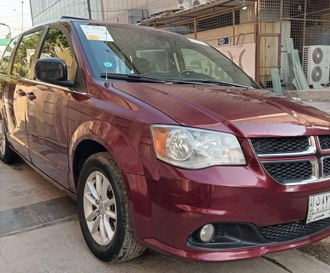 السلام عليكم... كرفان للبيع موديل ١٨.  السيارة جديدة خير من الله ضررها قبق الجنطة الخلفي فول مواصفات بغداد تحويل مباشر، والسنوية لسنة 30... ثلاث قطع تبريد.منظومة غاز المكان بغداد الشعب السعر 175
الاتصال ***********
