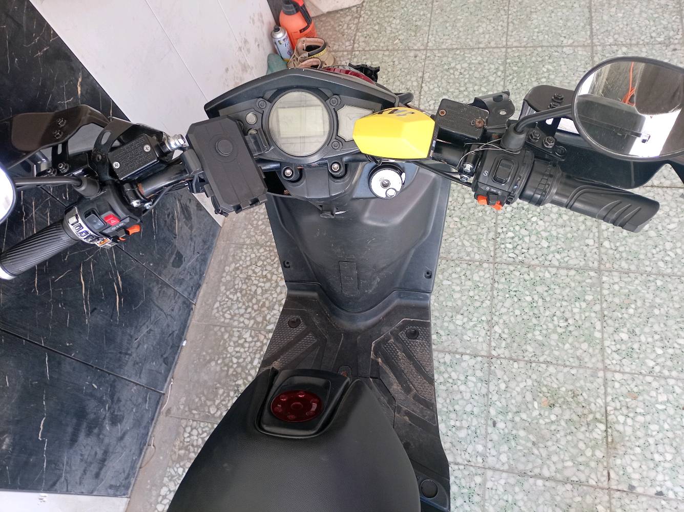 اسلام وعليكم دراجات شحن سرع 90 ملف الف 1500 بطاريات 6دبل دبل مشي 9000 نوع لدراجه سكنس جبلي للبيع سعر 700 رقم لهتف 