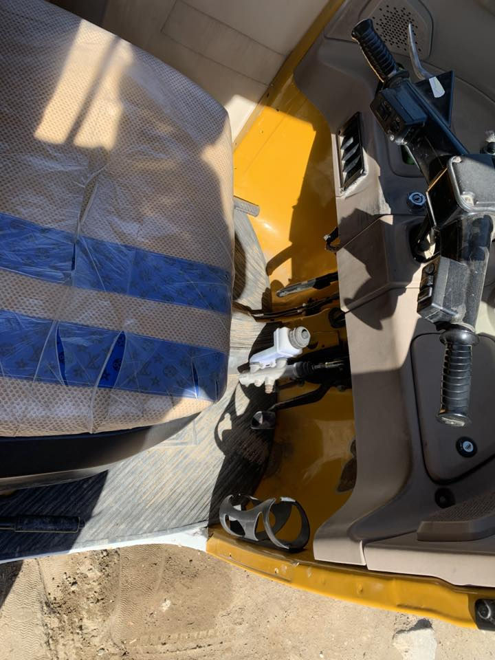 ***********
للبيع ٢١
