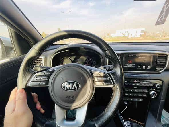 السلام عليكم  سبورتج SX موديل 2021 وارد امريكي للبيع بدون ايرباك
السيارة لون سلڤر 
امريكي حادثها موضح بالصور بدون ايرباك
ماشية 69,000 ميل قابل للزيادة
اعلى فئة بالامريكي SX
تدفئة تبريد كشنات امامي
تدفئة ستيرن
تحكم مسار
رادار
توقف مفاجئ
هبوط منحدرات
بانوراما طگتين
قطعتين تبريد

محرك 2000 تيربو 

مكانها بغداد

للاستفسار 
على الخاص
او على الرقم 
***********
