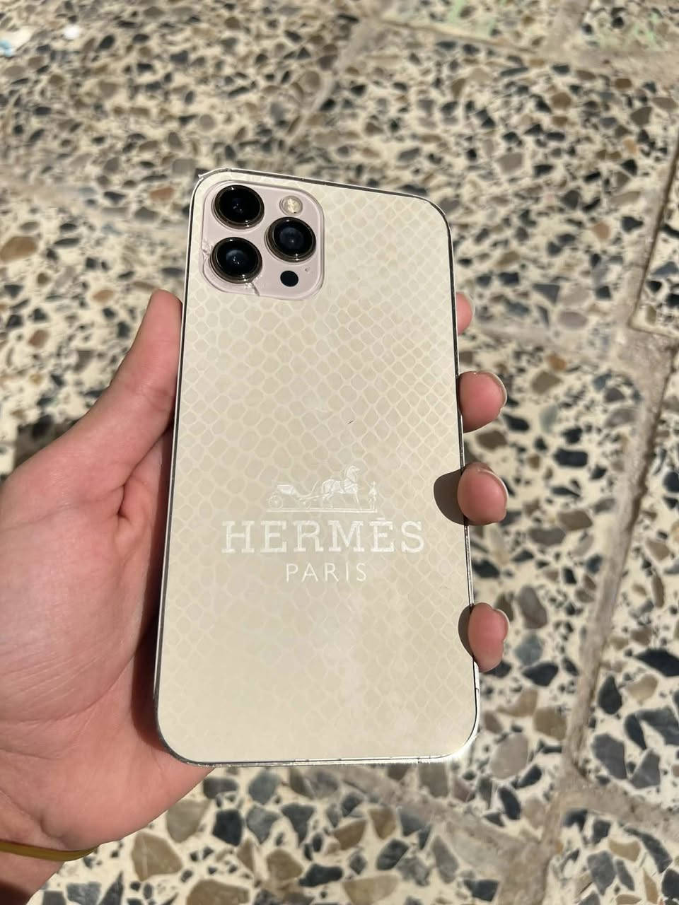 سلام عليكم آيفون ١٢ برو ماكس ذاكرته٢٥٦ بطارية 100  مبدل شاشة وبطارية ول ضهر مكسور ومغلف 
جهاز دبل سيم كارت للبيع ومراوس سعره ٢٤٠ مكاني ناصريه مركز ذا ماتشتري لا تراسل


**إذا كنت صاحب هذا الإعلان وتريد حذفه لأي سبب، رجاءا أرسل رسالة إلى الدعم الفني**