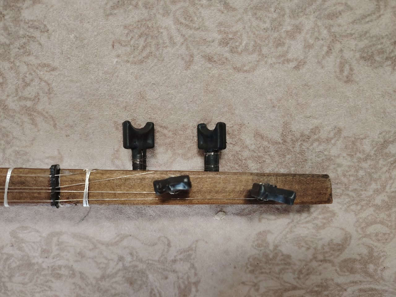 سيتار أله عزف إيرانيه تحفه فنيه صنع يدوي السعر فقط 25 ألف للعلم سعرها كلش غالي


**إذا كنت صاحب هذا الإعلان وتريد حذفه لأي سبب، رجاءا أرسل رسالة إلى الدعم الفني**