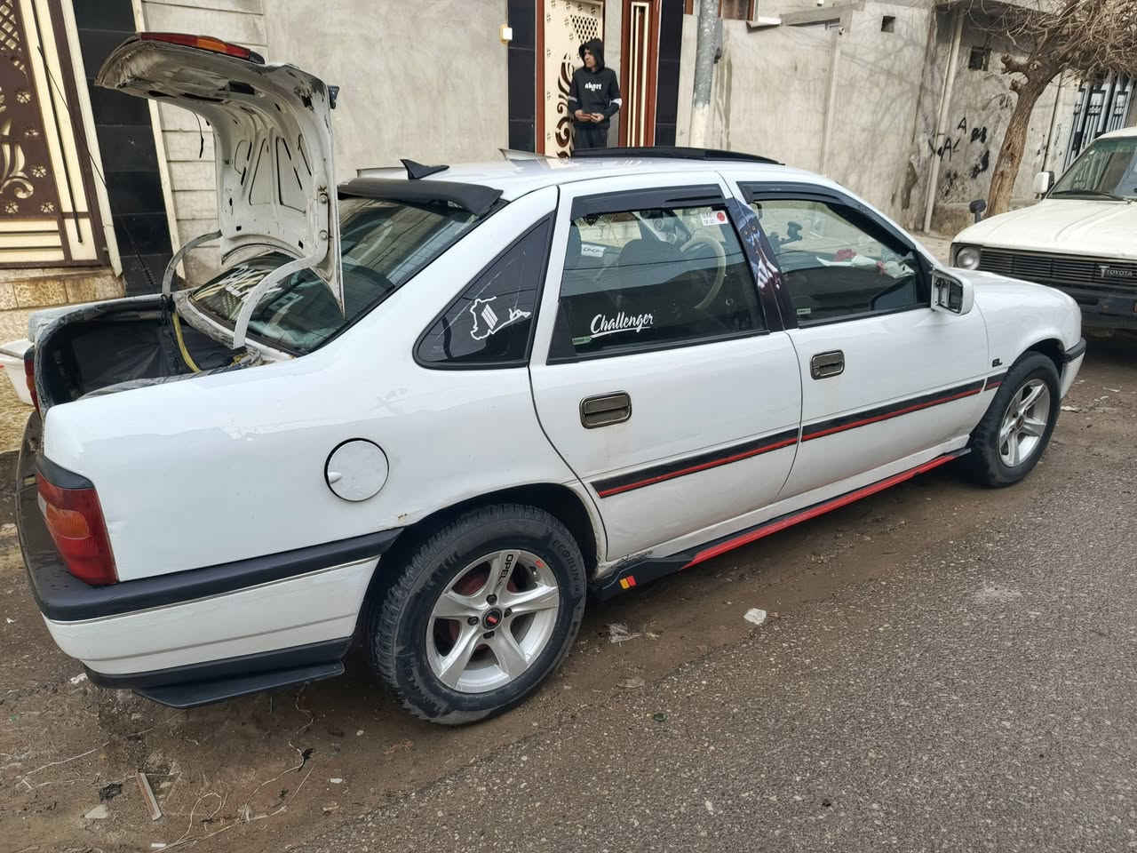 اوبل فيكترا للبيع حجم 16 شرط الوكاله والتحويل  ***********
