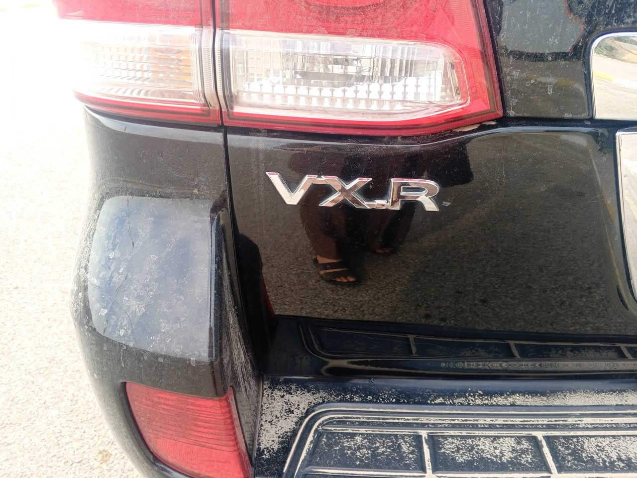 السلام عليكم للبيع لاندكروز موديل 2012 محرك 8سلندر 5700 السياره فول  VXR بدون صبغ   رقم اربيل  السعر 39000 للاستفسار الاتصال على الرقم ***********
