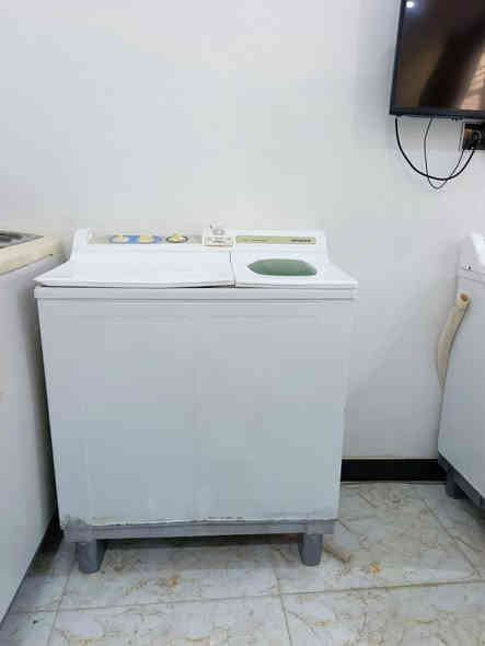 غسالات هيتاشي ياباني وبقيه الشركات وطباخات نضافه فول وشرط الفحص والنضافه والضمان التواصل خاص او على الرقم/***********
