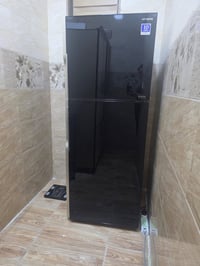 ثلاجة • مستعمل شهرين • نظيف