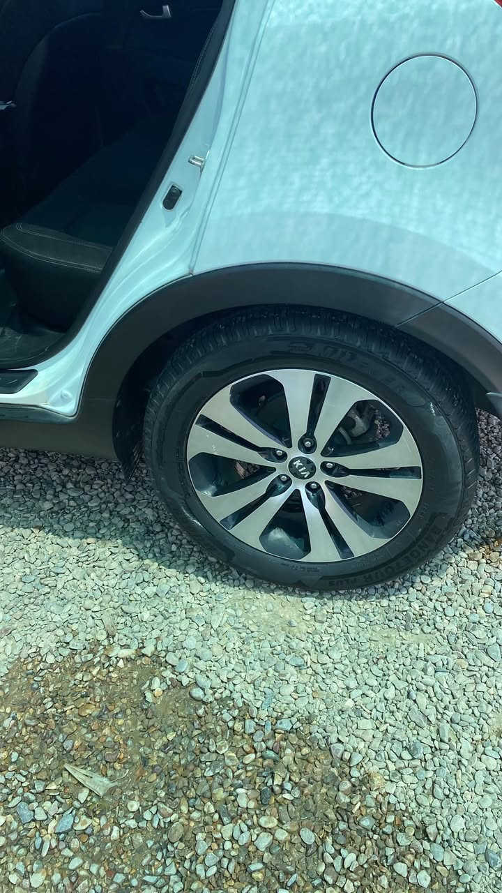 سبورتج 2014 رقم سلمانيه 
مكفوله 
***********
