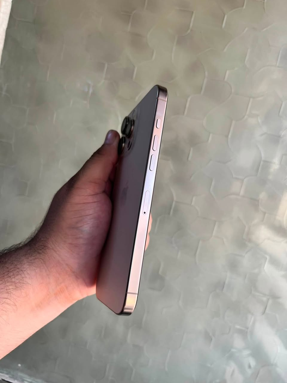📱 iPhone 16 Pro Max – 256GB
✨ اللون: ذهبي (Desert Titanium)
✅ البطارية 100%
✅ دورات الشحن: 161 فقط
✅ بدون أي شخوط أو كسور، الجهاز نظيف جداً وشبه جديد.
السعر 1.500


**إذا كنت صاحب هذا الإعلان وتريد حذفه لأي سبب، رجاءا أرسل رسالة إلى الدعم الفني**