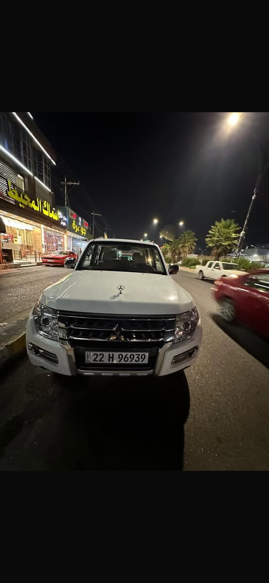 باجيرو 2019
ماشية 56000km

V6

مري كهرباء 

ثلاجة وسطية 

تخم تايرات جديد 

ما بيه اي شي عدا طخة موضحة بالصورة وبسيطة

السعر 23$
للتواصل واتس 
***********
