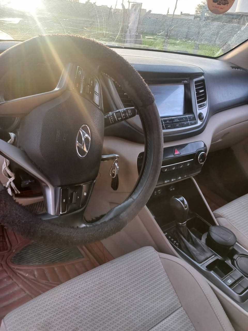 توسان خليجي واسط مديل 18
العنوان الكوت مركز المدينة 
السعر 180
***********
