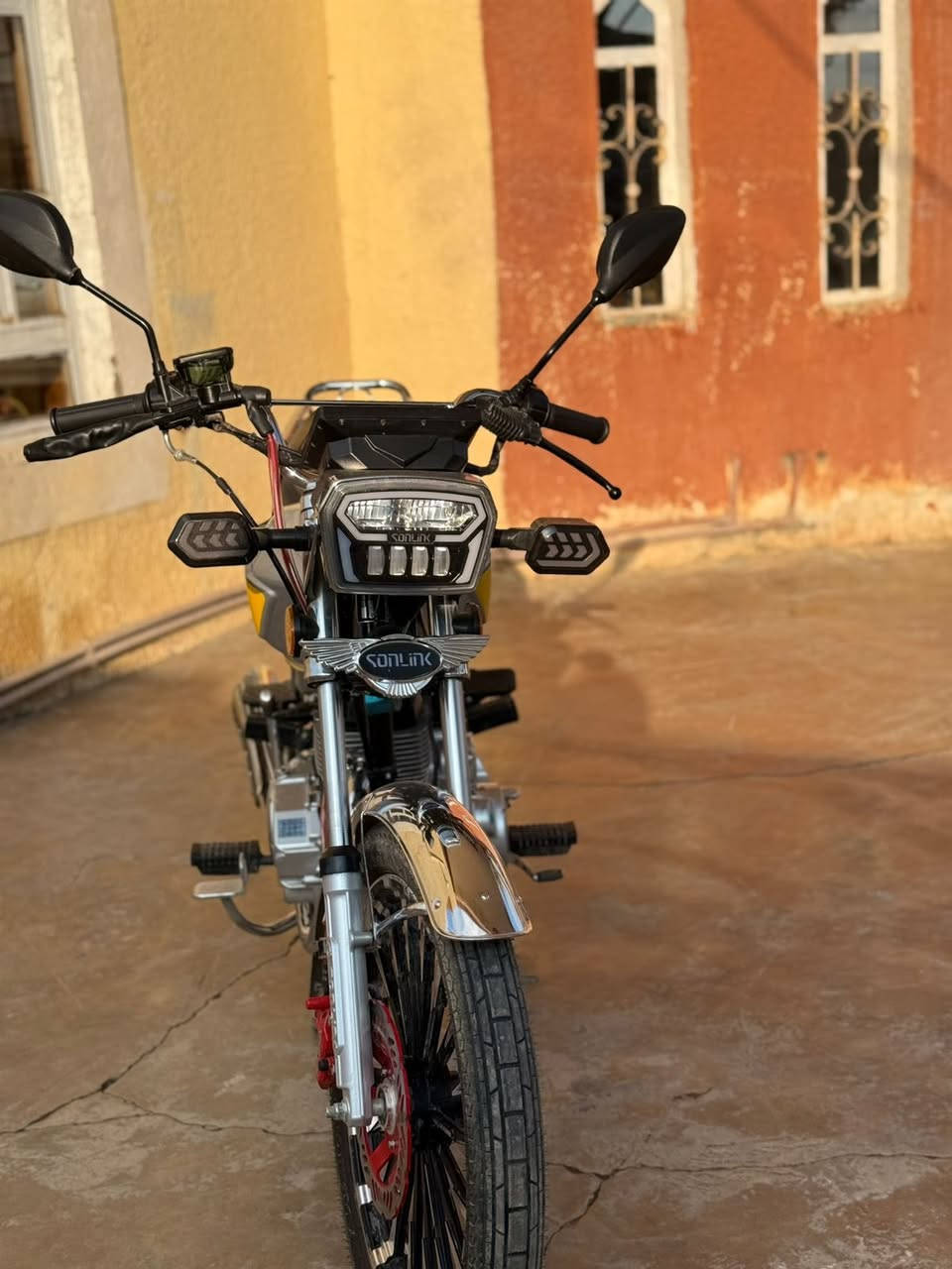 السلام عليكم
سيفان سونلك 2025 زيرو
جديد ع وضع الشركه
كلشي بي شغال وبلادي
تشغيل عن بعد 
السعر 850 وبي مجال للشراي 
بيع فقط بدون مراوس 
مكاني بيجي 
***********
***********
