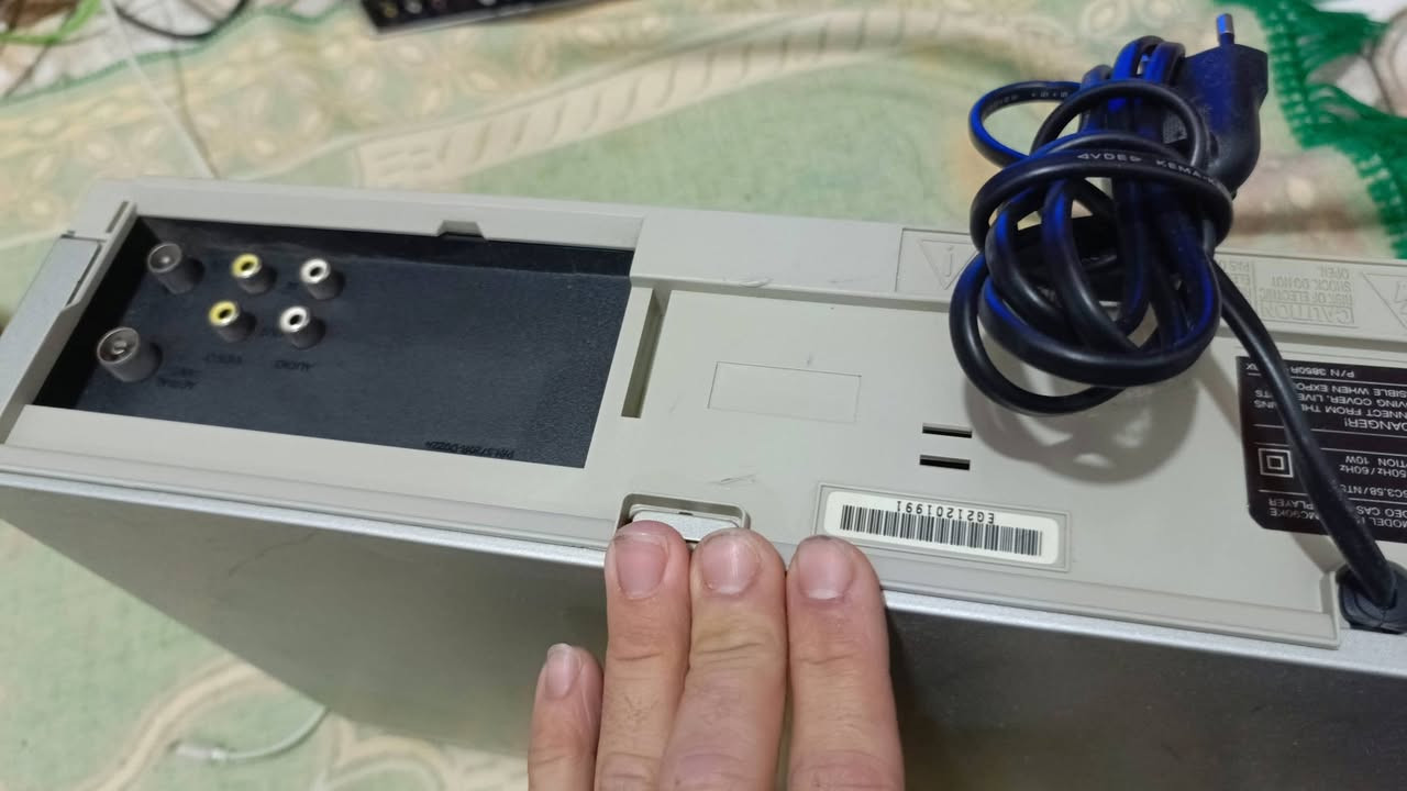 فيديو كاسيت ٤٠ مع التوصيل


**إذا كنت صاحب هذا الإعلان وتريد حذفه لأي سبب، رجاءا أرسل رسالة إلى الدعم الفني**