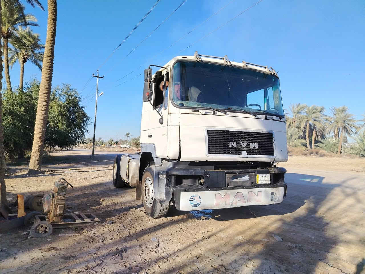 للبيع مان موديل ٩٦  رقم انبار ألماني سنويه لل 27 محرك بلادي كير 160  بل سنويه حوضيه وقود((***********)) ***********
