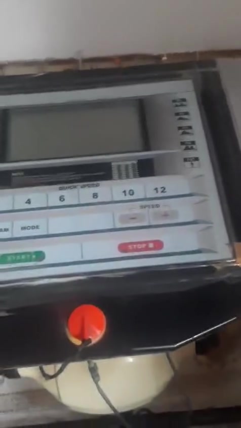 جهاز جري مال مشي للبيع سعر ب 100 الف وبي مجال بس بي عطل بسيط وباب تركي للبيع سعر25 وبي مجال و فلتر ماء للبيع قيم واخذة


**إذا كنت صاحب هذا الإعلان وتريد حذفه لأي سبب، رجاءا أرسل رسالة إلى الدعم الفني**