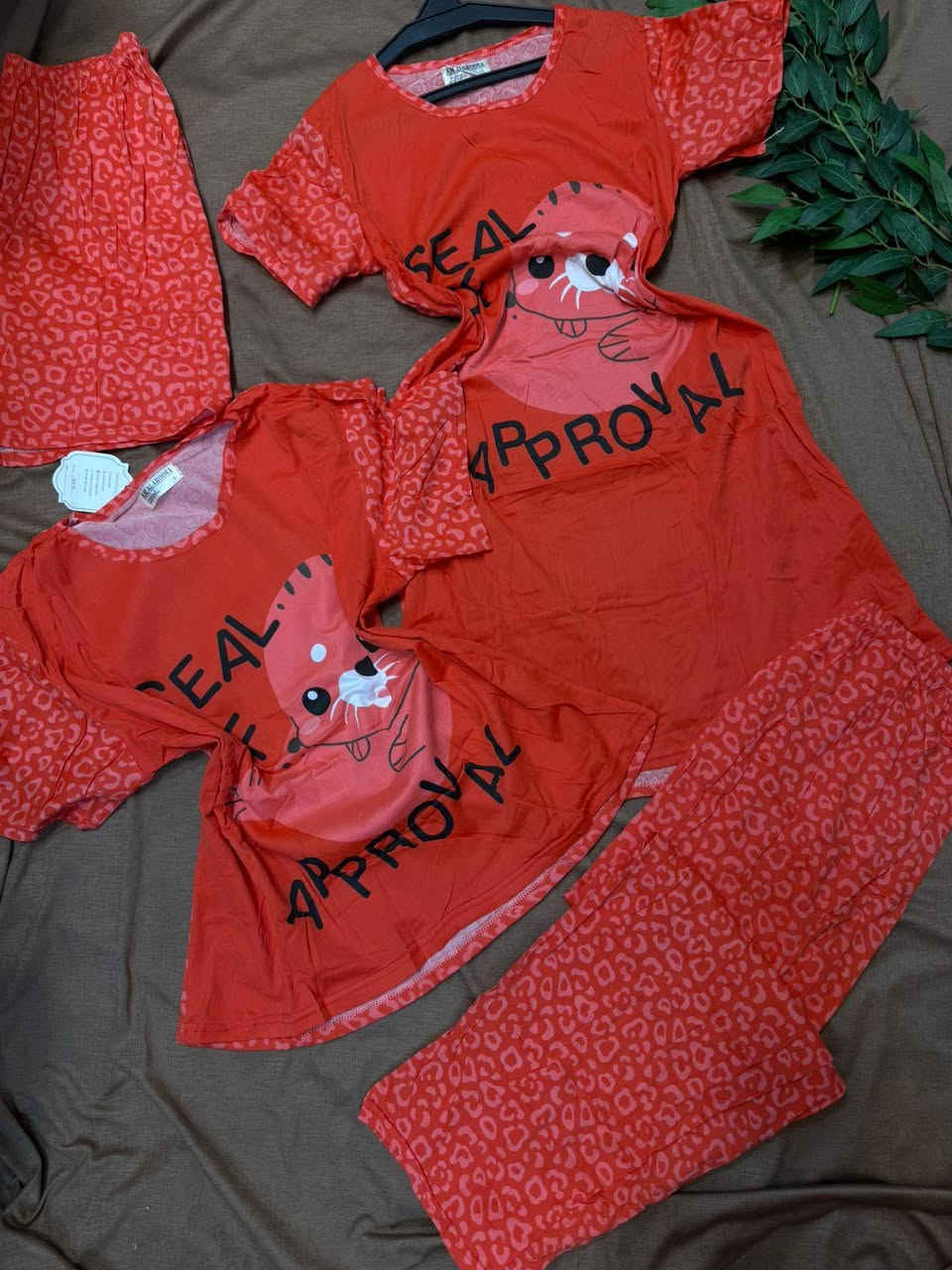 السلام عليكم بنات عندي ملابس نسائي تراكات من قياس ميديم إلى قياس 4 إكس انسب الأسعار


**إذا كنت صاحب هذا الإعلان وتريد حذفه لأي سبب، رجاءا أرسل رسالة إلى الدعم الفني**