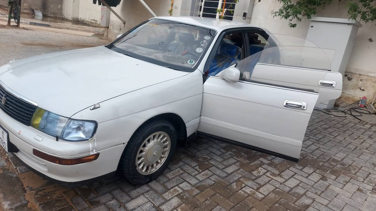 سلام عليكم من رخصت ابو الكروب سياره بطه متصل رقم بصره انكليزي مكفوله من الكص والنقل السياره حلوه شوفت العين مصبوغه السياره سعرها 58وبيه مجال قليل عنوان بصره بني منصور رقم الهاتف ***********\***********
