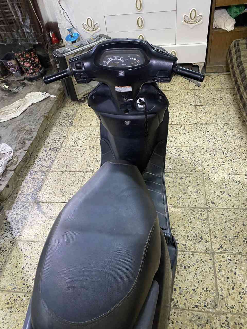 السلام عليكم دراجه سبيسي ياباني سرعه١٠٠للبيع الدراجه كفاله عامه كله شغاله مكينه ابلاد ممفتوحه كهربائياته كله شغاله نكره سلف بكل وكت السعر٤٥٠ الرقم *********** المكان حي الجهاد
