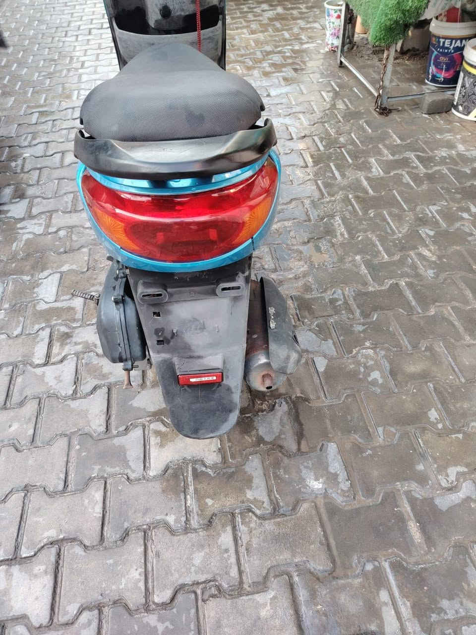 السلام عليكم  دراجه البيع اسمها بريز كلشي شغال بيها 
السعر ب600وبيها مجال.. العنوان بغداد الحريه 
متواجد على خاص


**إذا كنت صاحب هذا الإعلان وتريد حذفه لأي سبب، رجاءا أرسل رسالة إلى الدعم الفني**