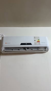 سبلت 1 طن ويستنك هاوس امريكي  1 طن / مو انفيرتر  السعر 200 الف  077045...
