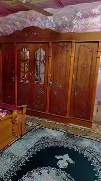 اخوان غرفه جديده خشب تركي اصلي لبيع صاحبه مستعجل على بيع07777811619