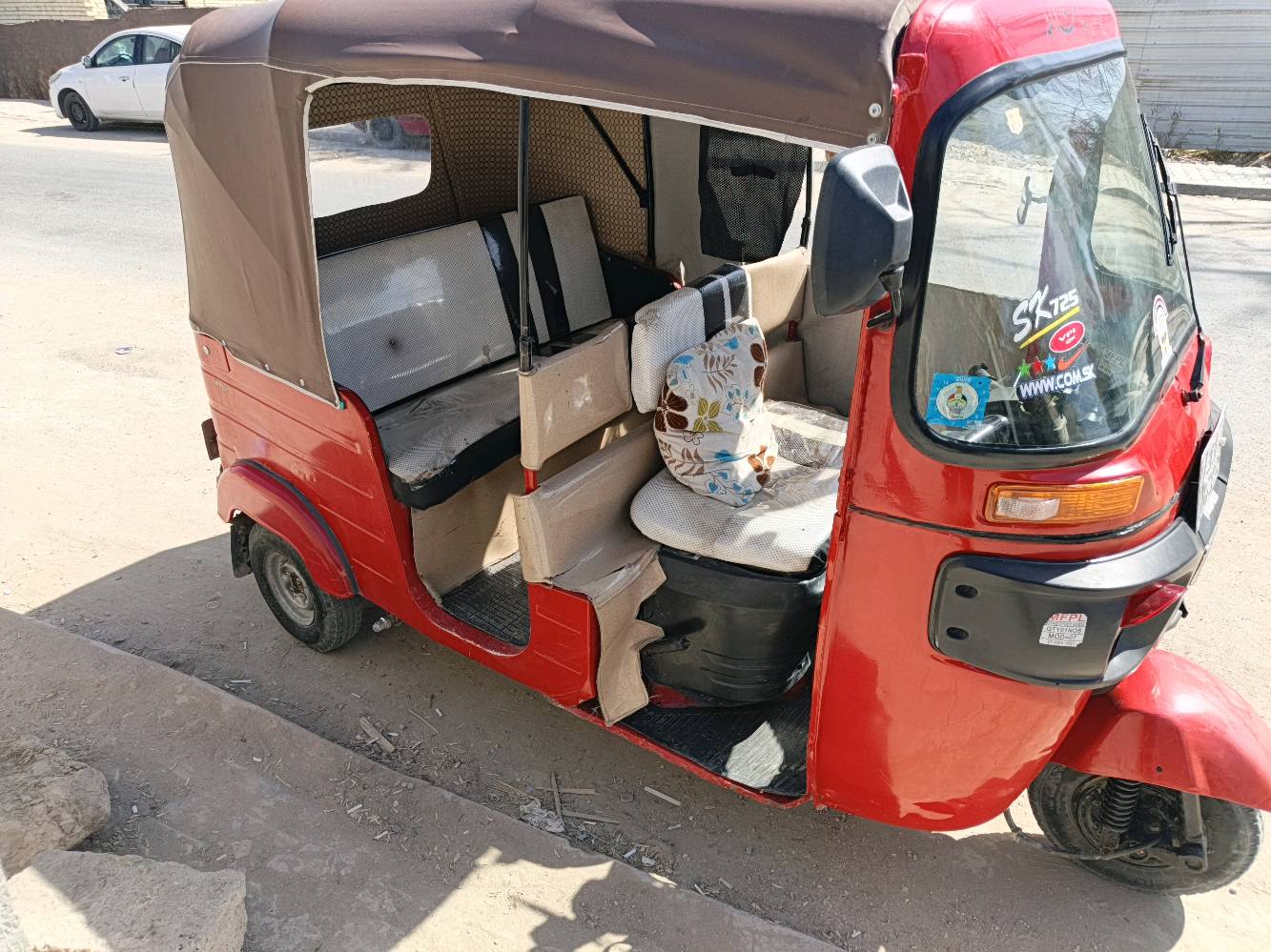 السلام عليكم تكتك للبيع موديل شهر1118 نازلة بال19 تكتك كدامك نظيفه مكينه ناعمة وخير من الله رقم إنكليزي وسنويه تحويل شوكت ما تريد مكاني بغداد شعله واتساب ***********